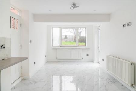 Kitchen - Diner-2.jpg