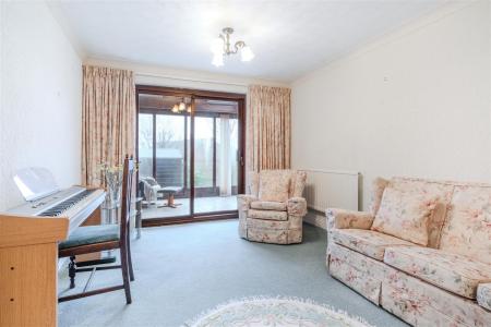 Living Room-2.jpg