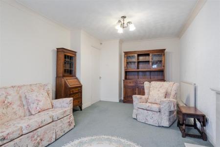 Living Room-4.jpg