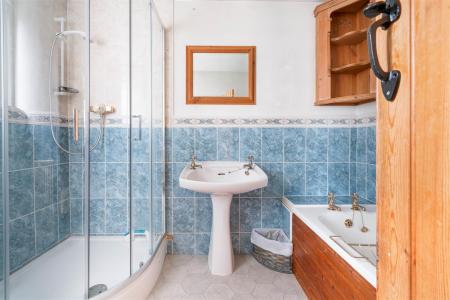 Bathroom-2.jpg