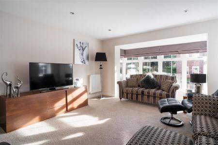 Living Room.jpg