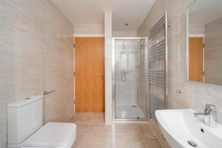 Bathroom1-2.jpg