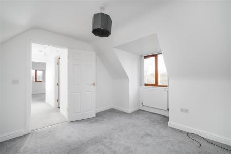 Bedroom2-2.jpg
