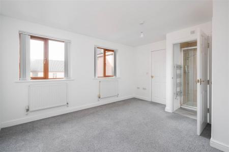 Bedroom6-3.jpg