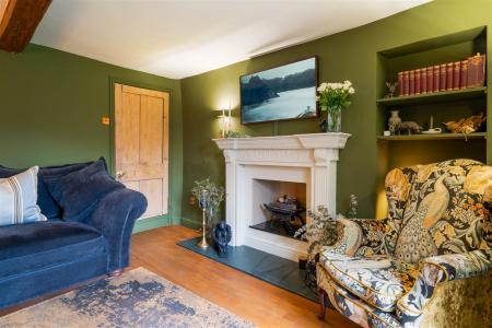 Living Room-3.jpg