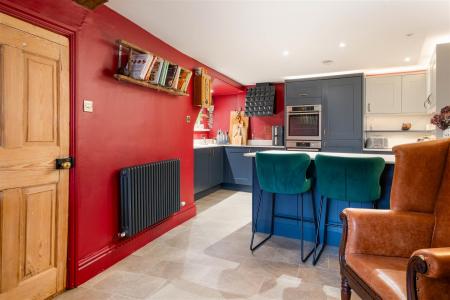 Kitchen-12.jpg