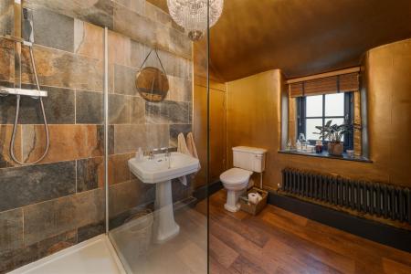 Bathroom-2.jpg