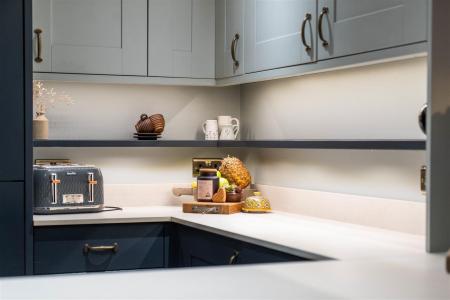 Kitchen-2.jpg
