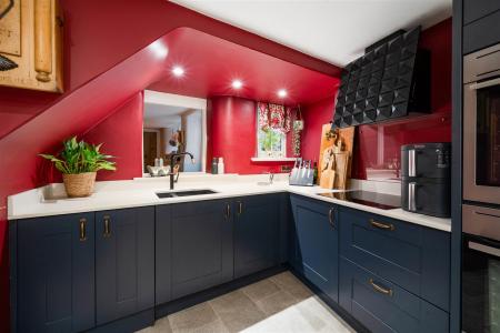 Kitchen-9.jpg