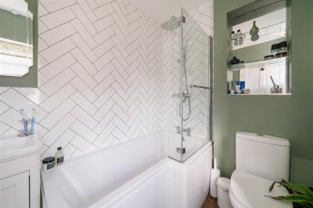 Bathroom-2.jpg