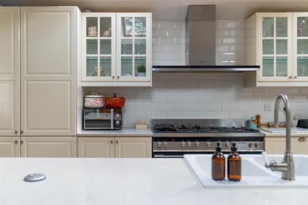 Open Plan Kitchen-10.jpg