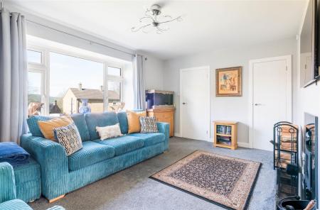Living Room-3.jpg