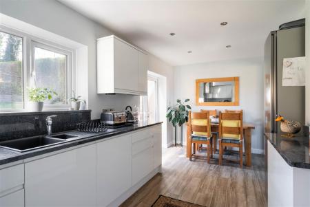 Kitchen-3.jpg