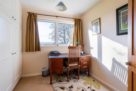 Bedroom5 - Office.jpg