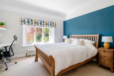 Bedroom1.jpg