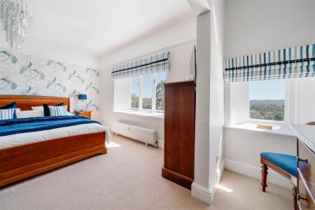 Bedroom3-4.jpg