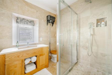 Shower Room.jpg