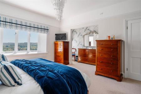 Bedroom3-2.jpg
