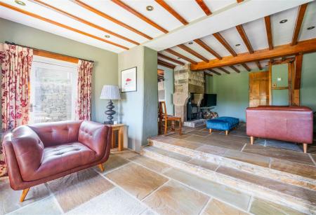 Living Room-5.jpg