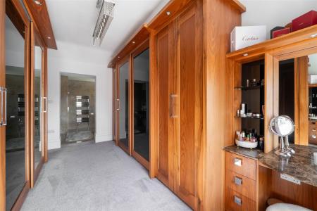 Dressing Room - Bathroom-2.jpg