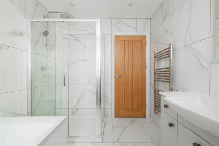 Bathroom-2.jpg