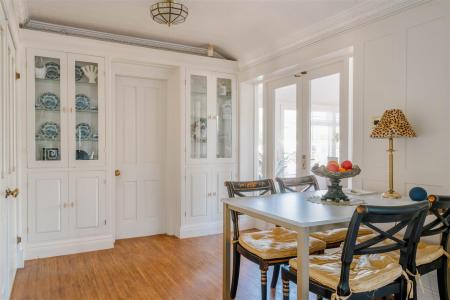 Kitchen-3.jpg
