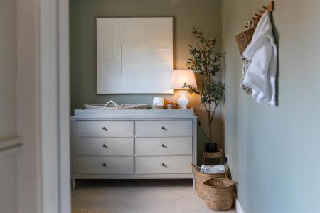 Bedroom1-3.jpg