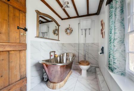 Bathroom-2.jpg
