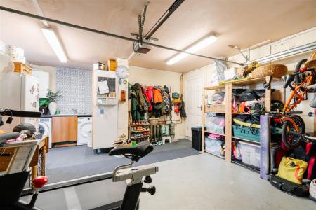 Garage-2.jpg
