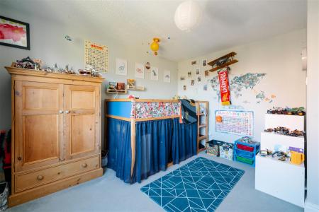 Bedroom3-2.jpg