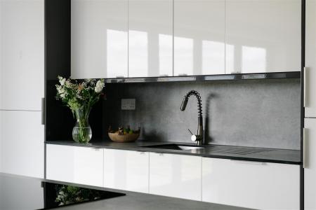 Kitchen-8.jpg