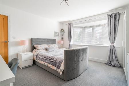 Bedroom3-2.jpg