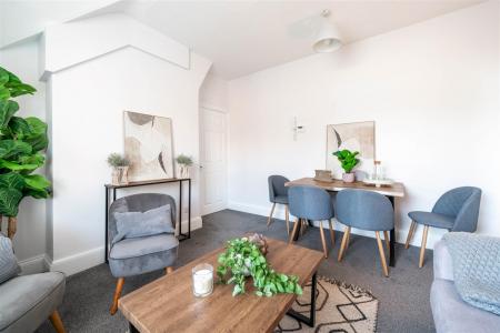 Living Room-4.jpg