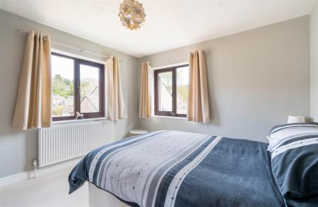 Bedroom4.jpg