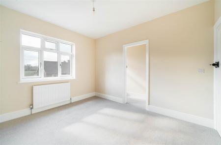 Bedroom3-2.jpg