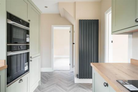 Kitchen-3.jpg