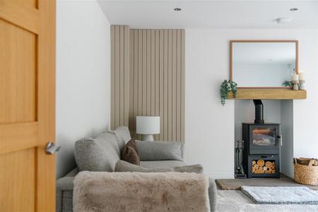Living Room-4.jpg