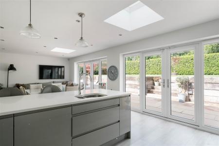 Kitchen-7.jpg