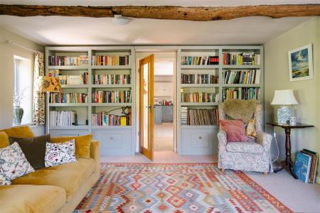 Living Room-4.jpg