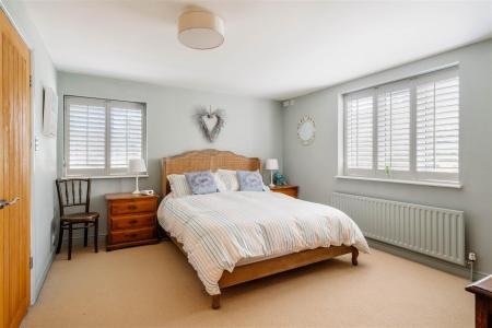 Bedroom1.jpg