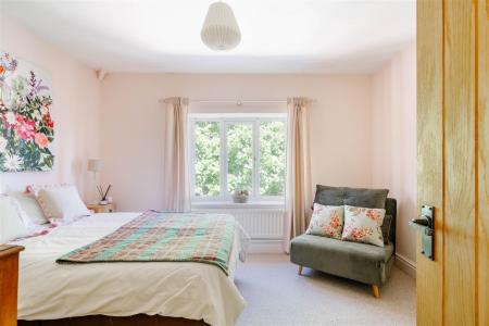 Bedroom4.jpg