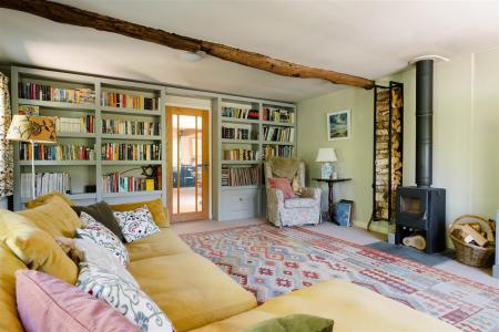 Living Room-3.jpg