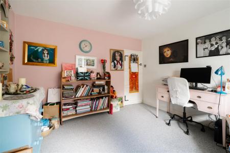 Bedroom3-2.jpg