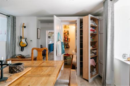 Dining Room-5.jpg