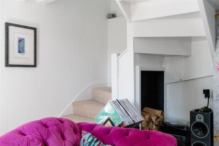 Living Room-5.jpg