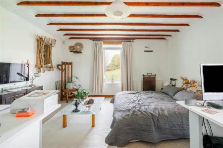 Bedroom3.jpg