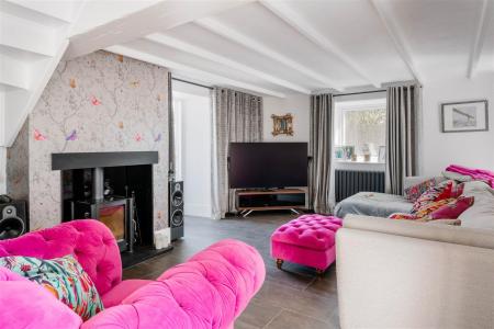 Living Room.jpg