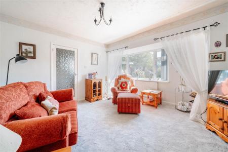 Living Room-3.jpg