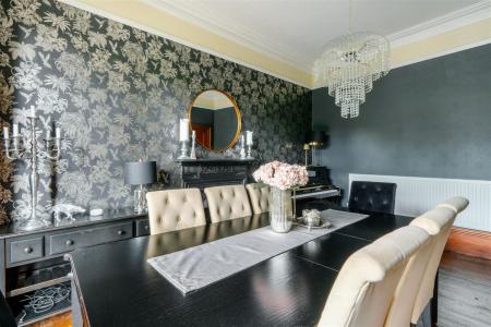 Dining Room-2.jpg