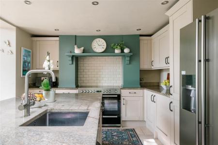 Kitchen-2.jpg